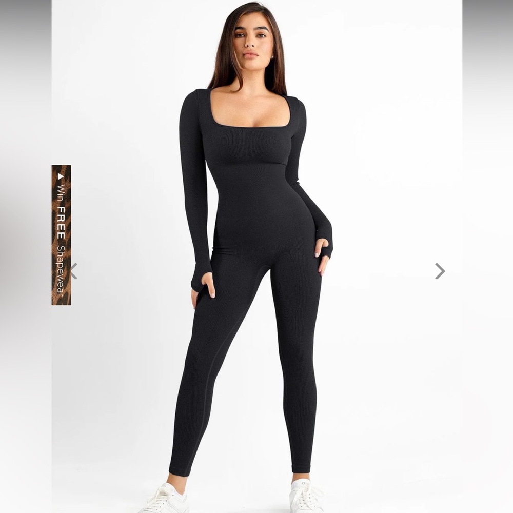 Popilush Jumpsuit Shapewear Black Long Sleeve Athletic Thumb Holes Size XL NWT